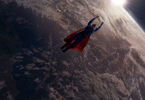 Brandon Routh is the man who feel to Earth in "Superman Returns"